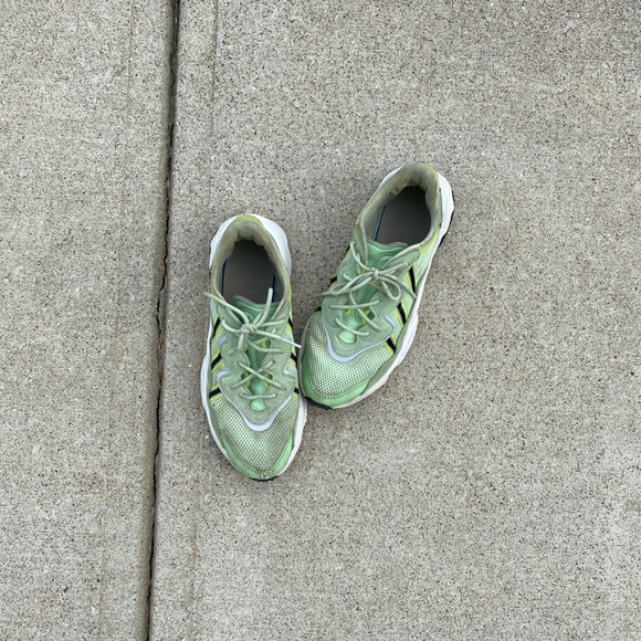 ADIDAS OZWEEGO - Picture 3 of 3